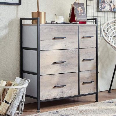 Arka Chest of Drawers